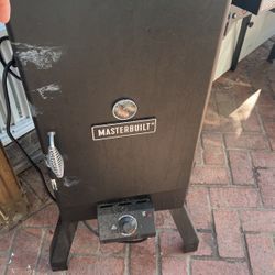 Masterbuilt Smoker