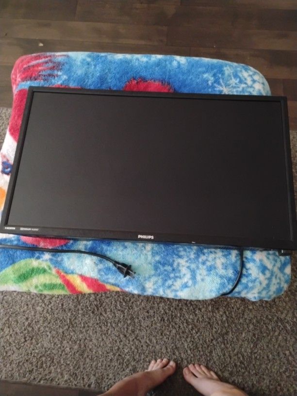 Tv/Keyboard/CarOutlet
