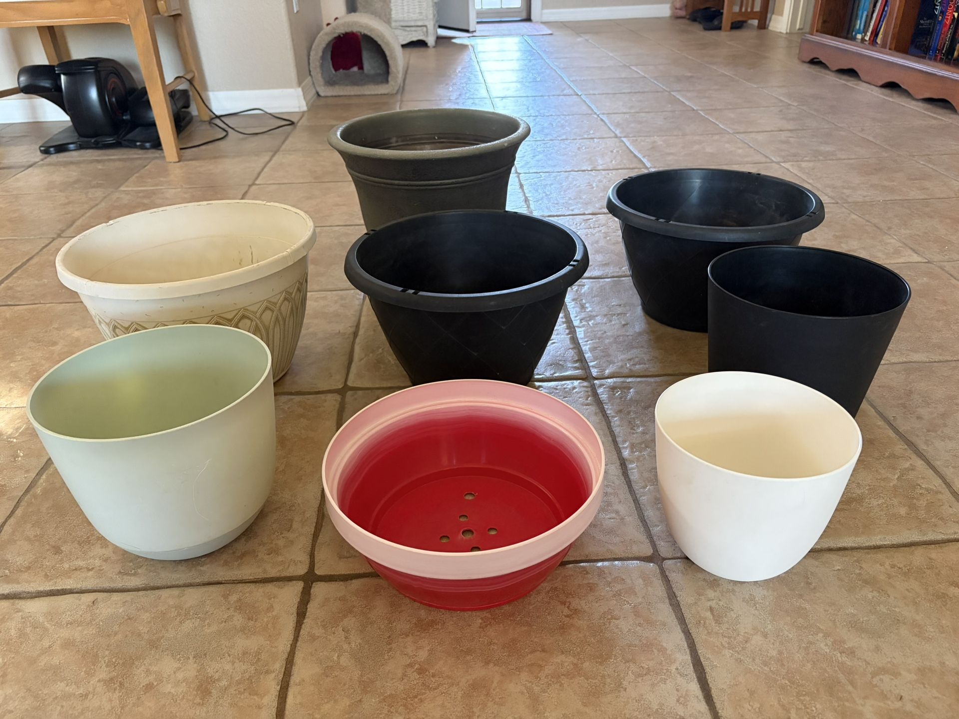 8 Plastic & Resin Various Flower Pots