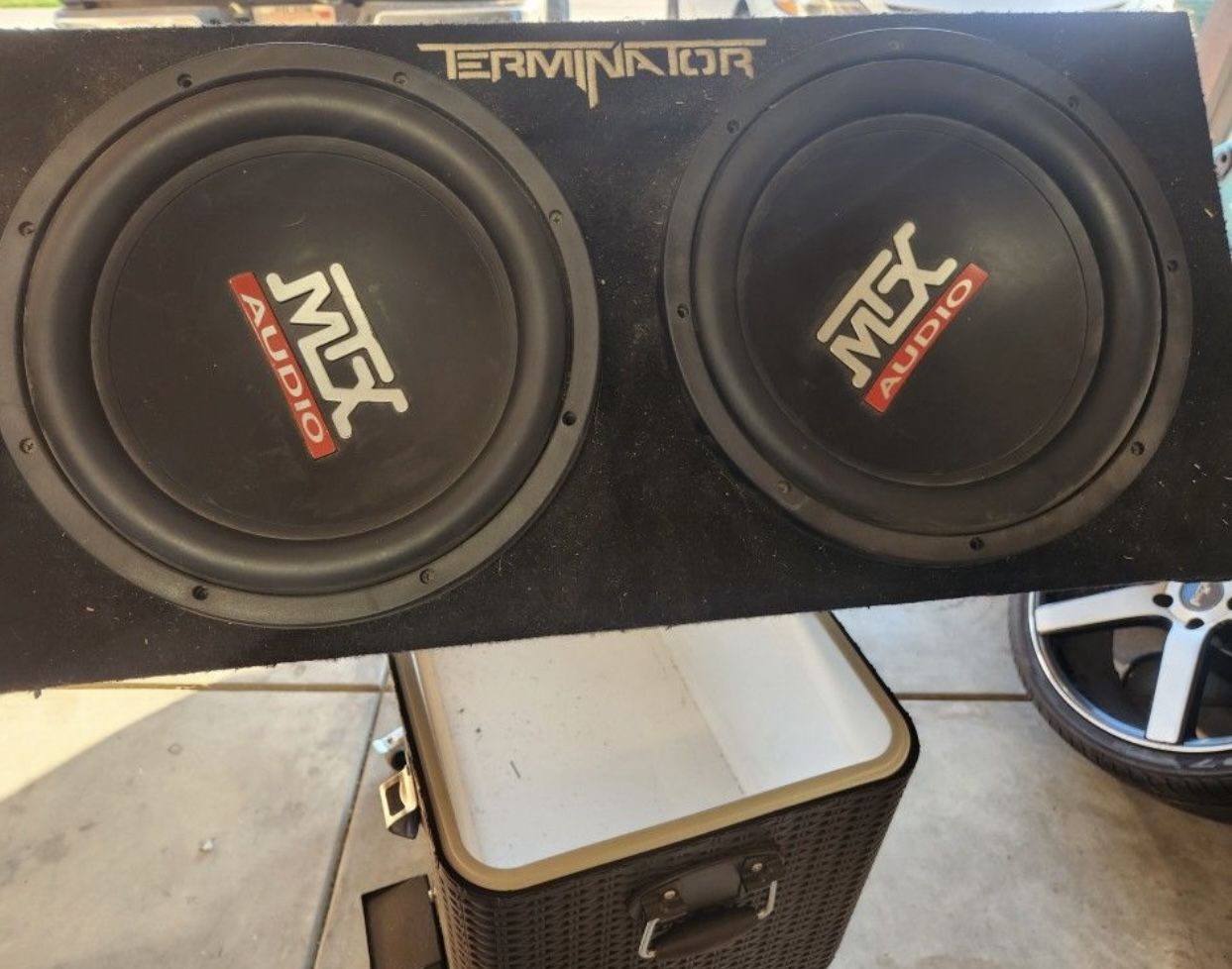 Vendo Cajón Con Las Bosinas En Perfectas Condiciones