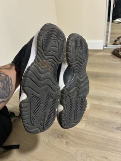 Air Jordan 11 Retro Premium Heiress “Black Stingray”