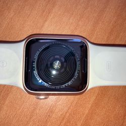 Apple Watch SE 