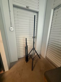 Ultimate support Speaker stands x2