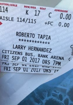 ROBERTO TAPIA TONIGHT HOY CITEZENS BANK ARENA 8 BOLETOS