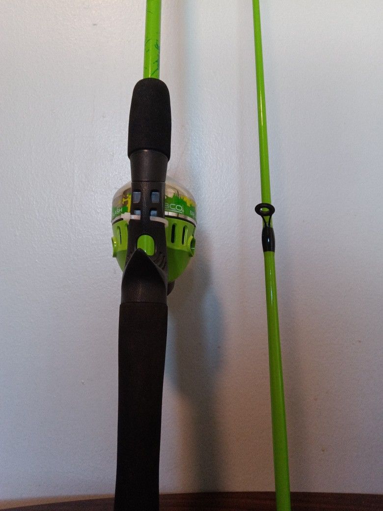Zebco Splash Fishing Rod 2 Piece Combo Set