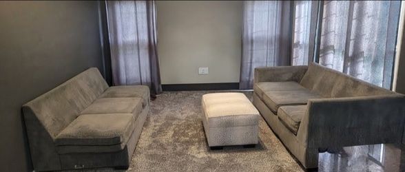 Matching 3-Piece Living Room Set – Two Sofas and Ottoman