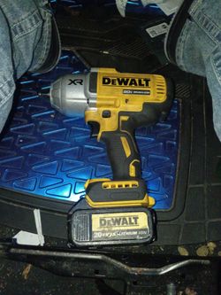New Dewalt DCF899H 1/2” 20V Max XR Brushless High Torque Impact Wrench Hog Ring