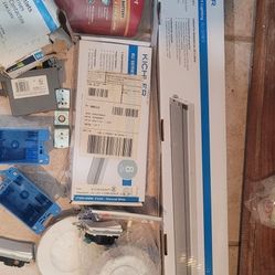 Under Cabinet Lights 