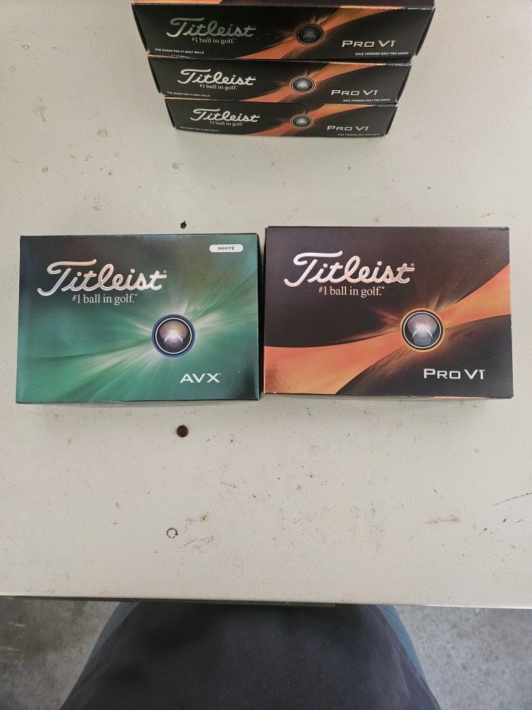 Titleist Pro V1 and AVX golf balls