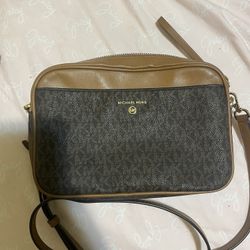 Michael Kors Crossbody 