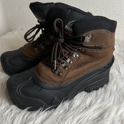 Mens size 7 Itasca boots 