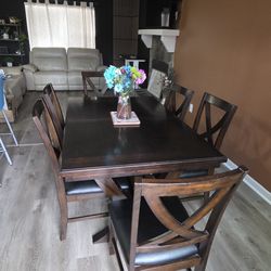 Dining Table With Chairs 