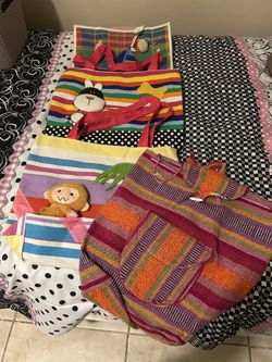 Bolsas Cada Una $5 Dólares Nuevas