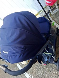 Maxi cossi adorra stroller