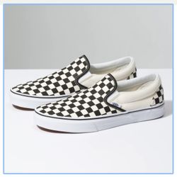 Vans Classic Slip-On Checkerboard Sneaker Black/Off White Women’s Size 6 EUC. Make an offer!