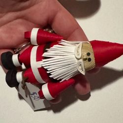 Quilled paper ornaments