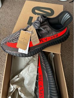 Yeezy v2 beluga size 9.5 Deadstock men’s