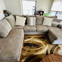 2 piece sectional with Chaise