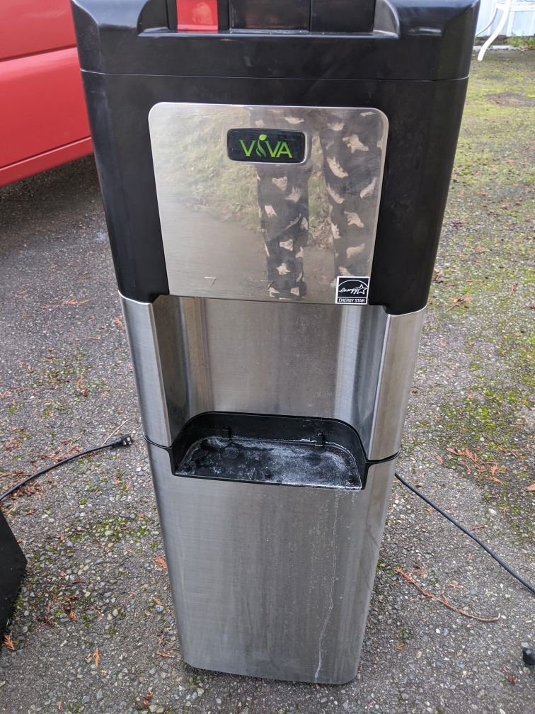 Viva water dispenser... for Sale in Stanwood, WA OfferUp