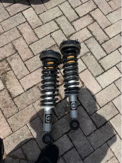 Ford F-150 N3 rough country coilovers