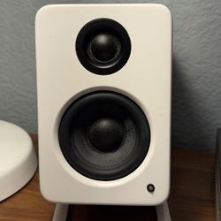 Kanto YU2 Desktop Speakers 