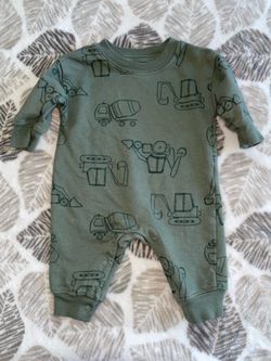 Carter’s 3 months baby boy romper