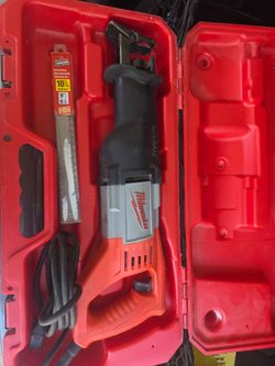 Milwaukee 12 Amp SAWZALL Reciprocating Saw with Case