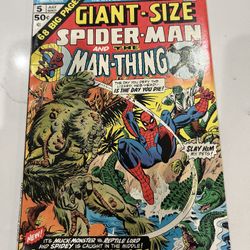 Giant-Size Spider-Man #5 and MAN-THING Lizard GWEN STACY 1974, FN/VF