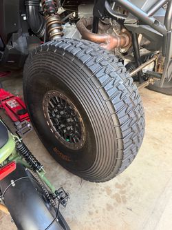 Rzr pro r bead locks on 37s tensor