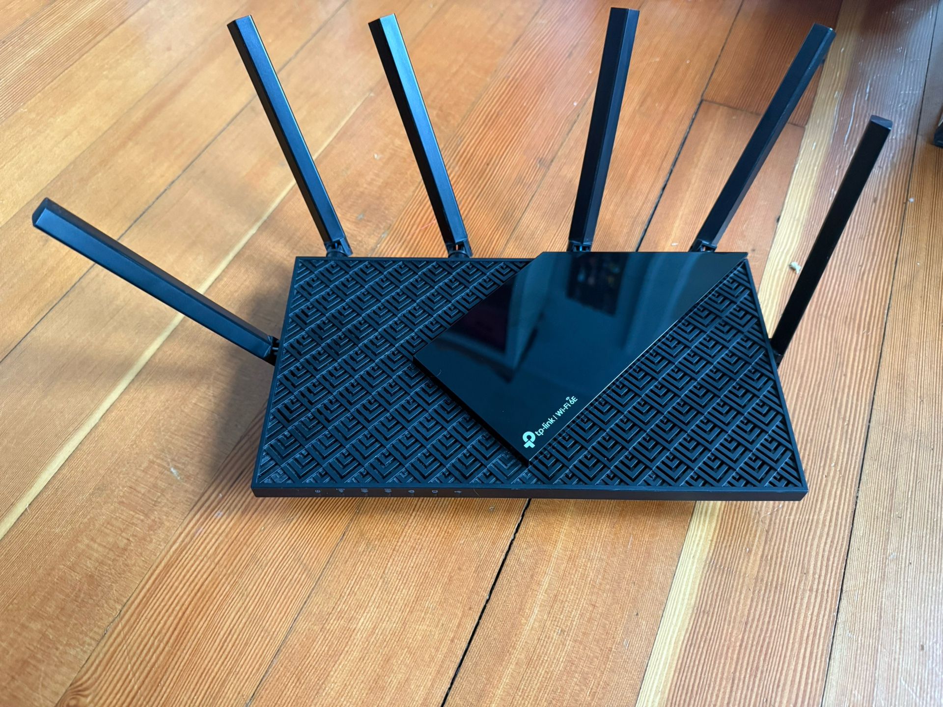 TP-Link AXE5400 tri Band Router And Range Extender