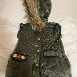 Girl Vest Size 4-5