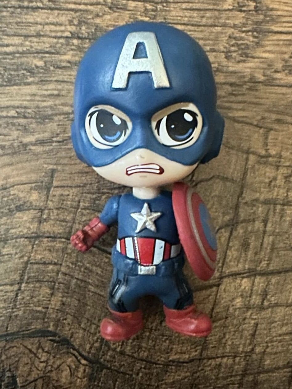 Chibi Captain America Figure