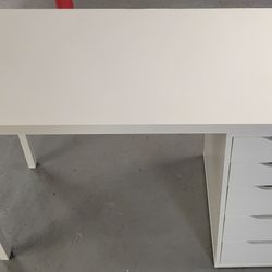 White Computer Table