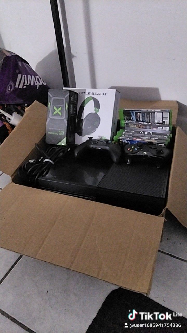 Xbox One, With Games And Accessories