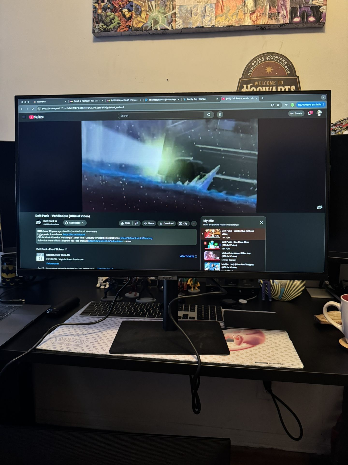 32” Samsung Monitors