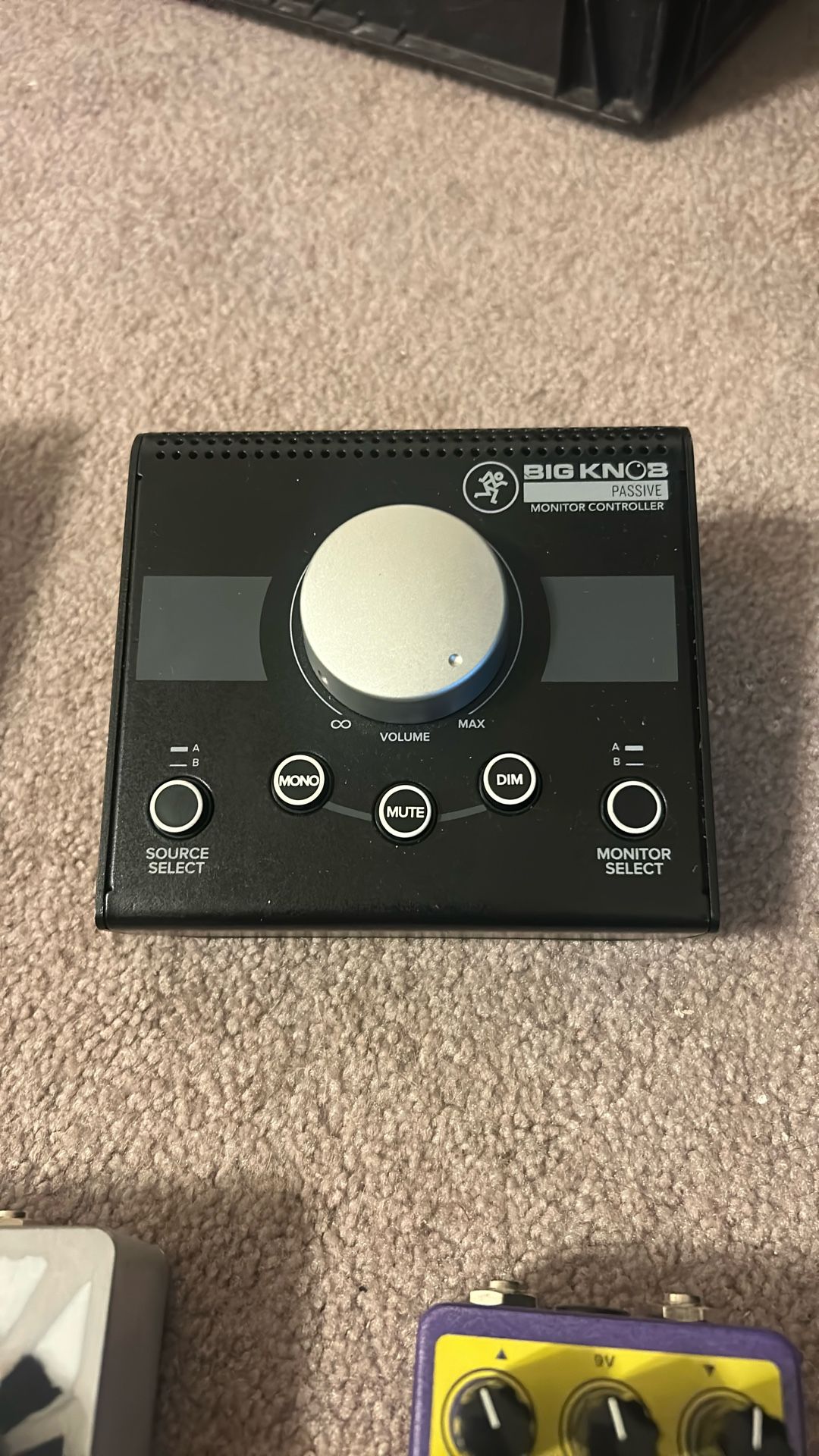 Mackie Big Knob Passive Monitor Controller