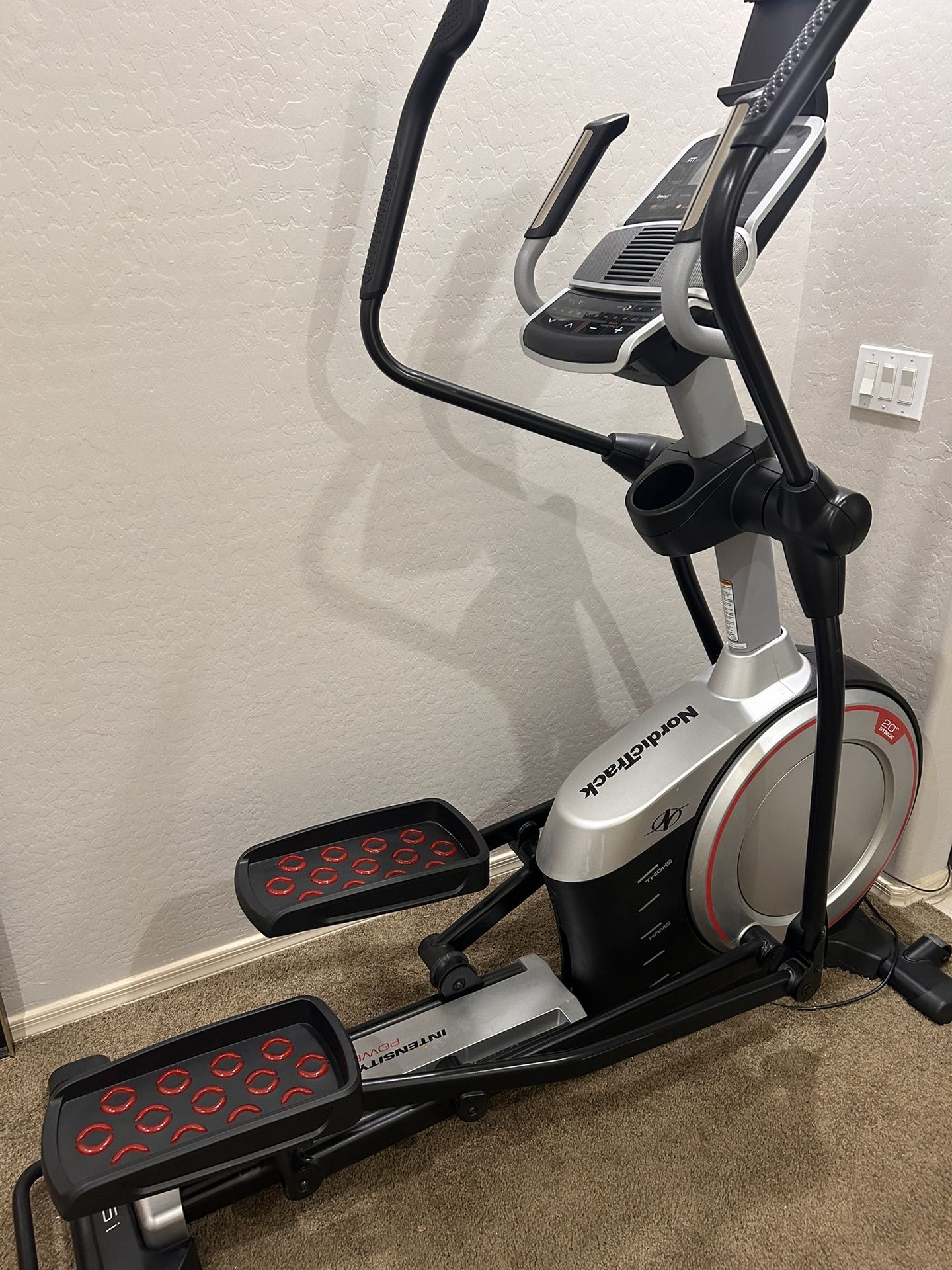 Elliptical NordicTrack e9.5i 20 inch