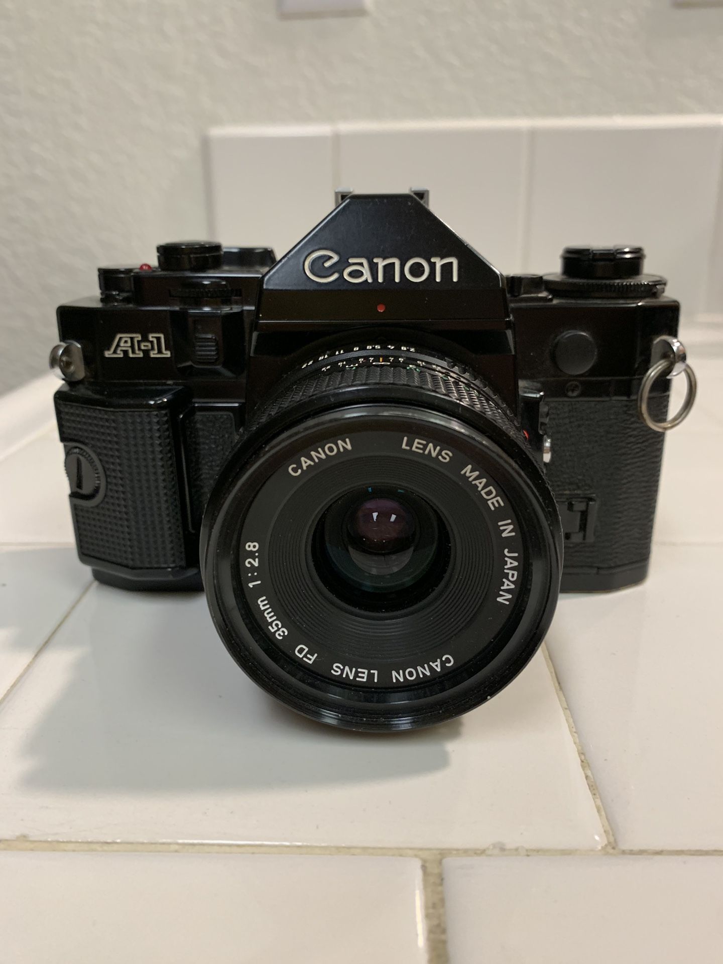 Canon a1 analog film camera 35mm f2.8 lens slr fd Mount