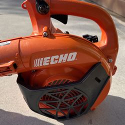 Echo Handheld Leaf Blower Excellent Condition Hardly Used Very Reliable And Powerful