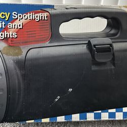 Emergency spotlight with tool kit and flashing lights