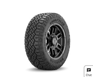 Goodyear Wrangler Duratrac RT LT285/55R20 122R Load Range E Tire