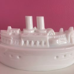 Milk Glass Butter/cheese Dish, Ship 