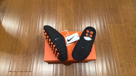 Nike Mind 001 slide Black chrome ( Women’s) size 9 W/ 7.5 M