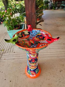 Tall Talavera Orange Birdbath. Clay Pots, Planters. Pottery $120 cada una.
