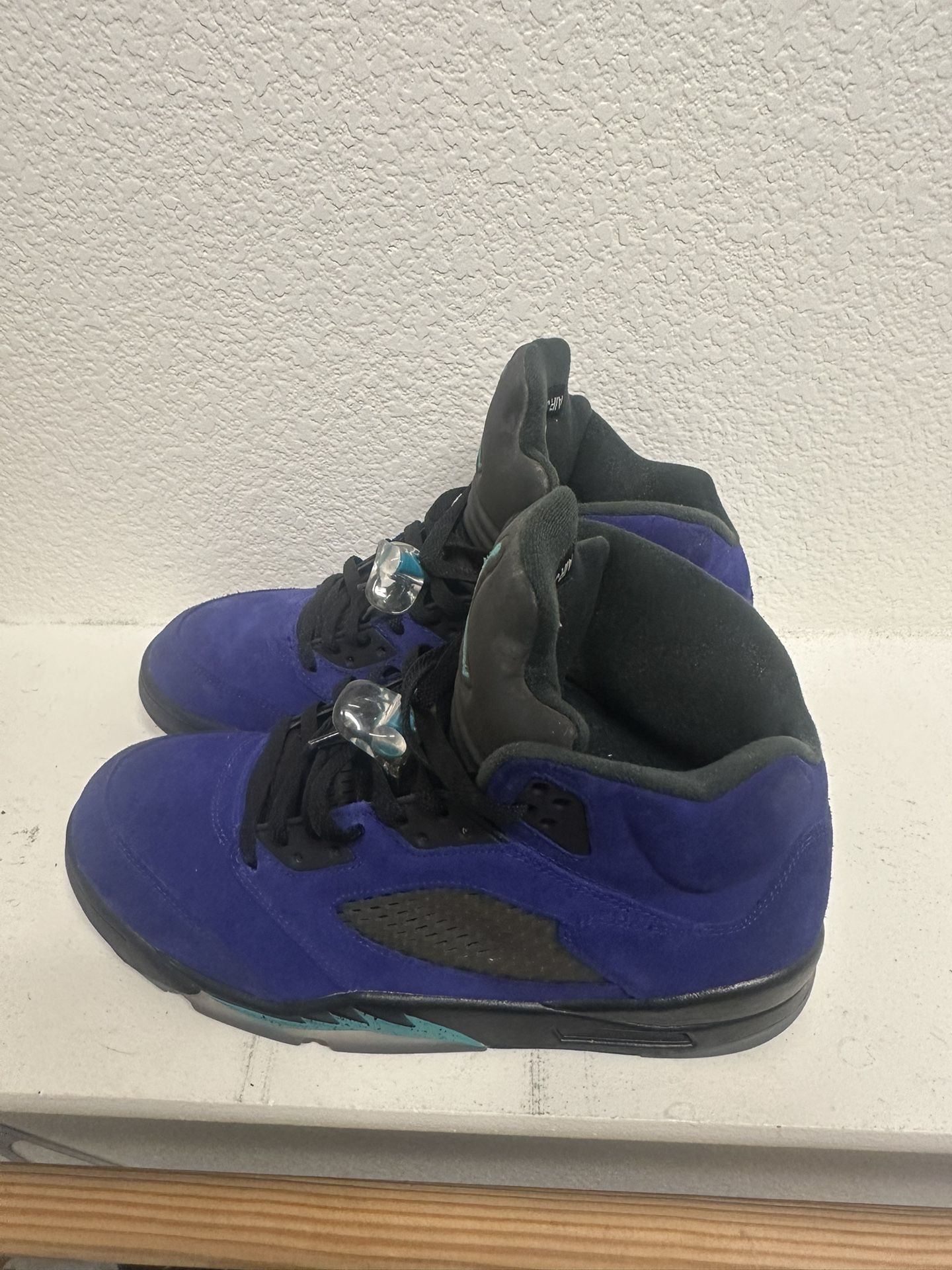 Air Jordan 5  ‘Alternate Grape’