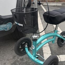 Knee scooter 