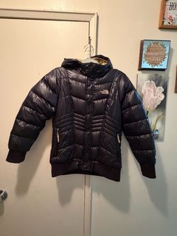 The North Face Black Puffer Jacket Kids size L (14-16)