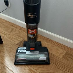 Shark Hydrovac Messmaster