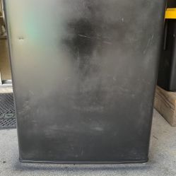Mini Fridge Hisence - Great Condition