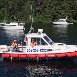 Operating successfully business of vessel assist for sale with fully equipped tow boat.